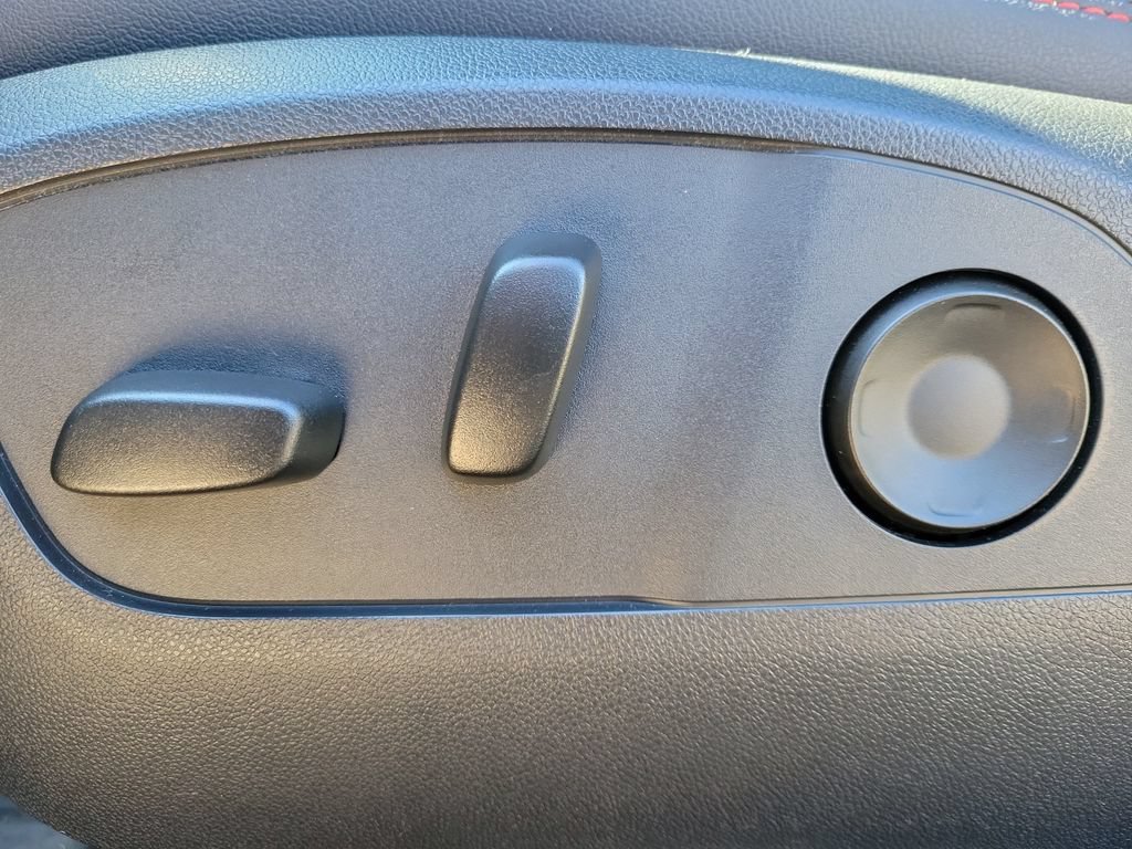 2024 Chevrolet Equinox EV RS - Photo 19