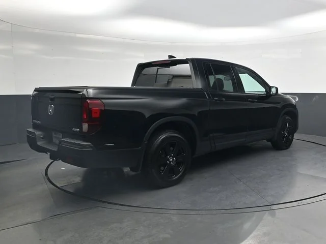 Used 2018  Honda Black Edition image 4
