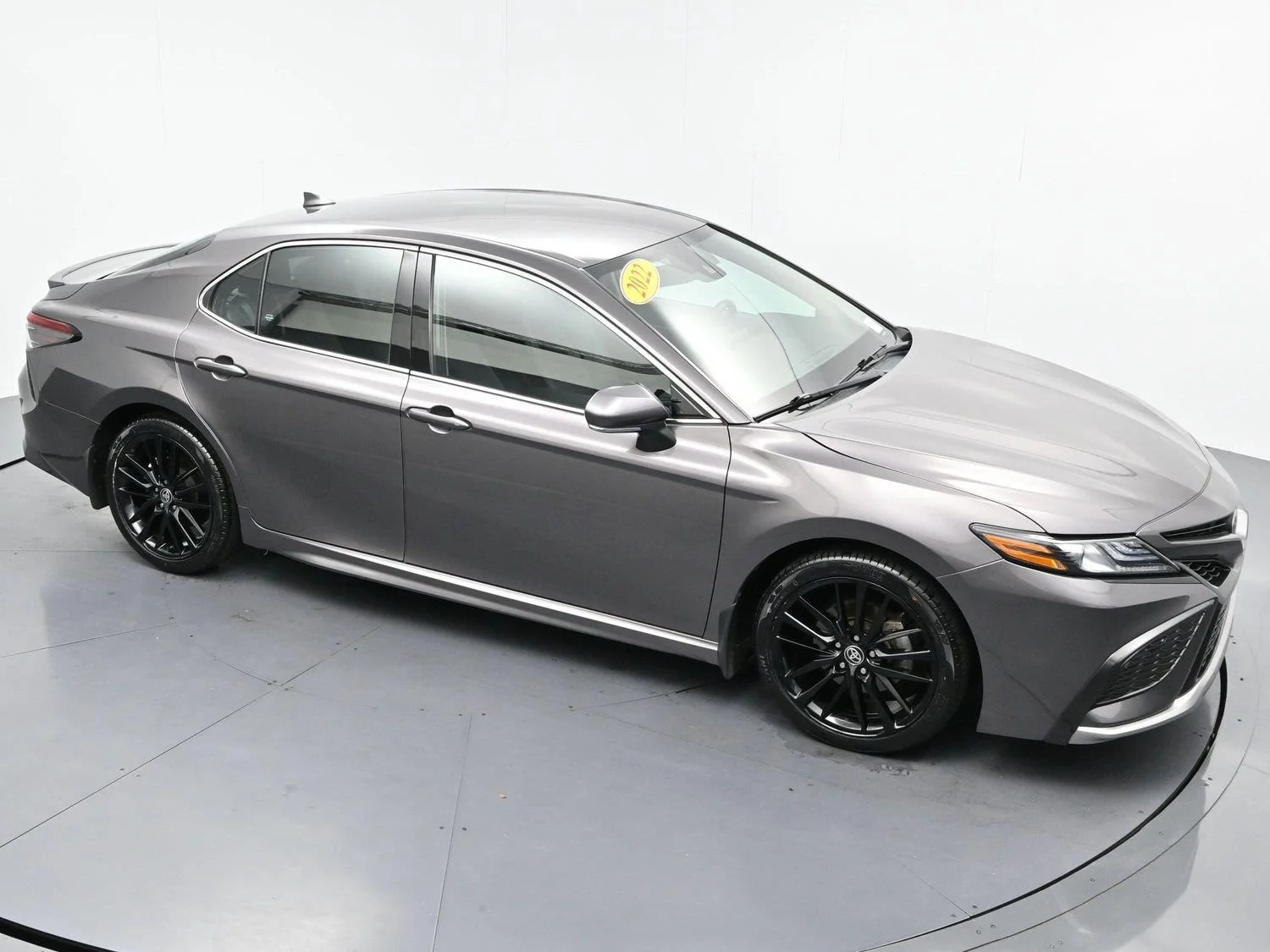 Used 2022 Predawn Gray Mica Toyota XSE image 40