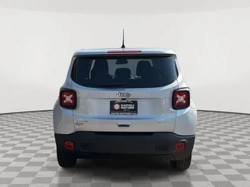 Used 2021 Glacier Metallic Jeep Sport image 4