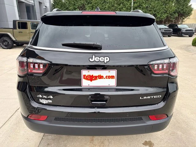 New 2027 Black Jeep Limited image 4
