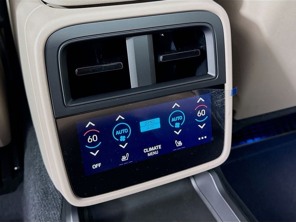 Used 2025 Black Porsche  image 25