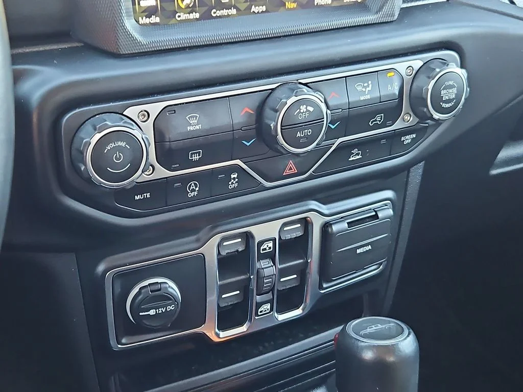 Used 2021 Sting-Gray Clearcoat Jeep Overland image 33
