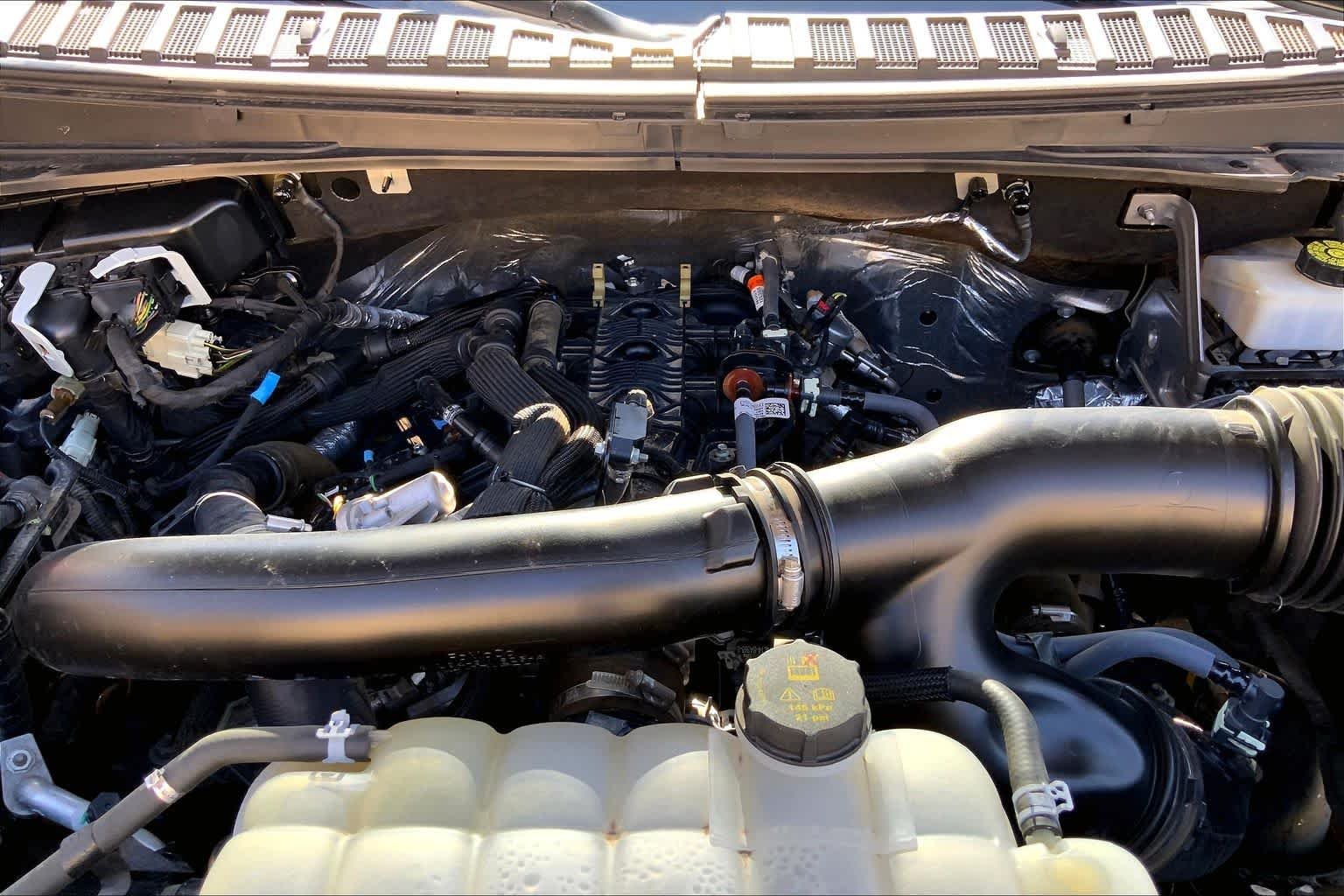Used 2011 White Diamond Tricoat Chevrolet LTZ image 31