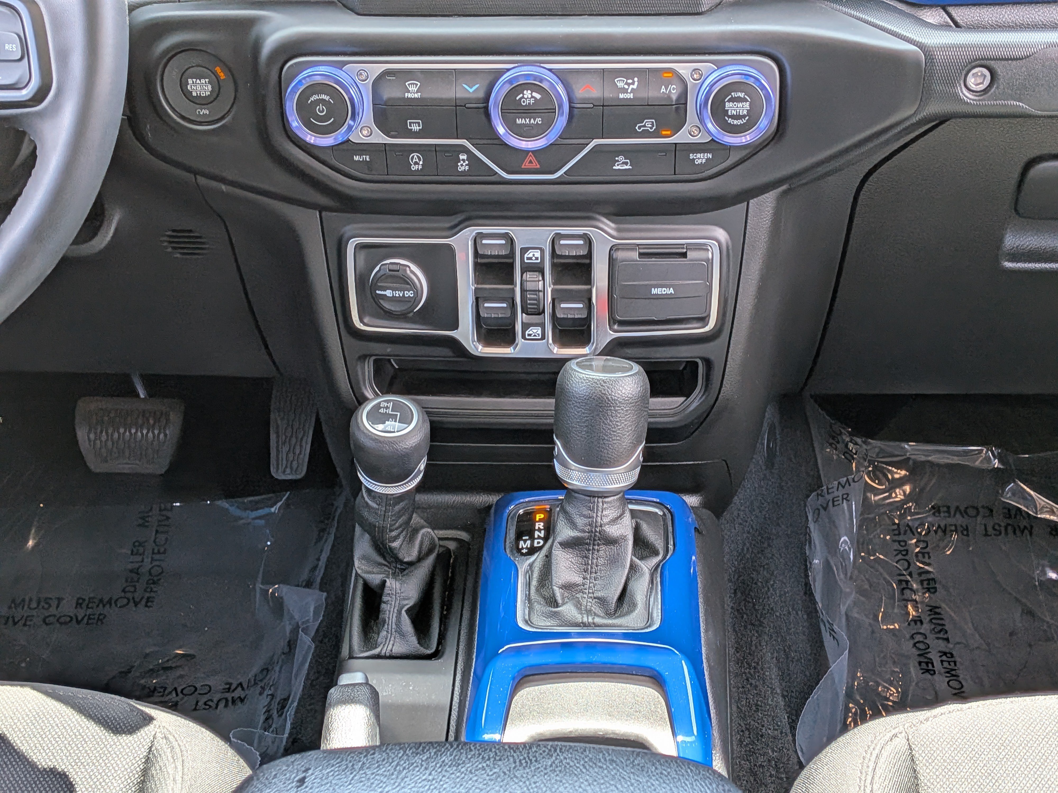 2023 Jeep Gladiator Sport S - Photo 19