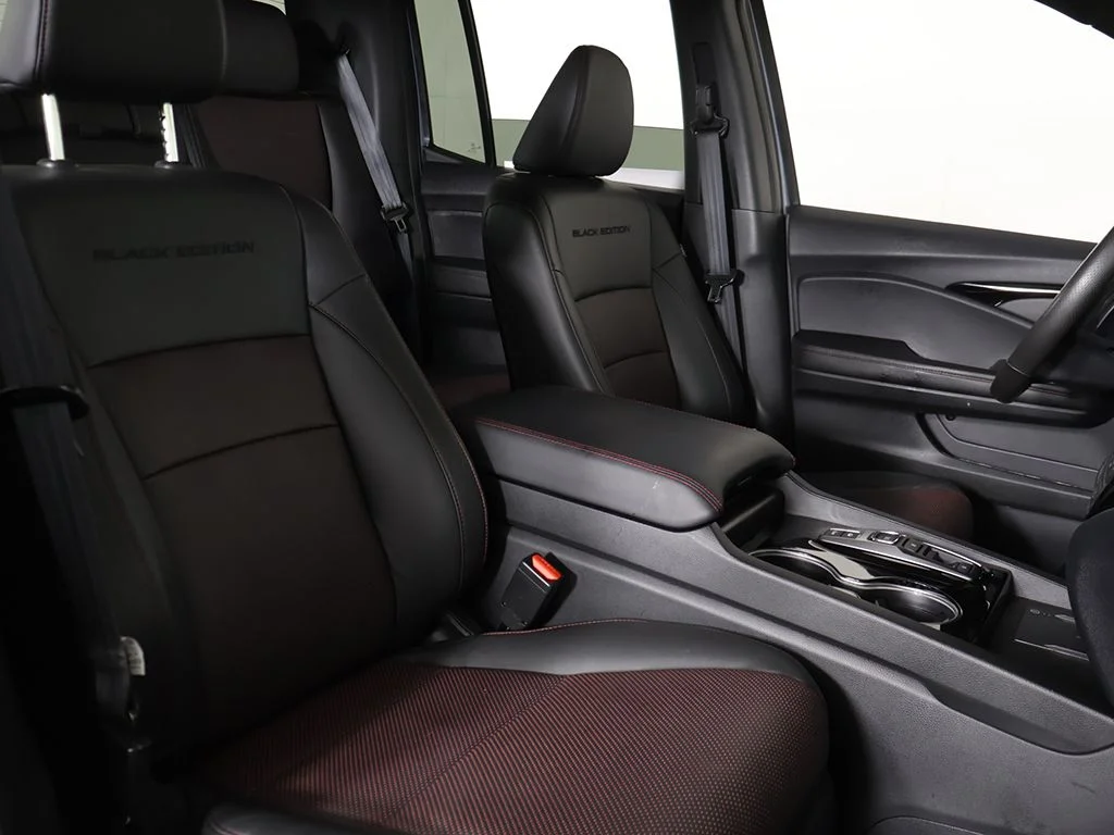 2025 Honda Ridgeline Black Edition - Photo 31