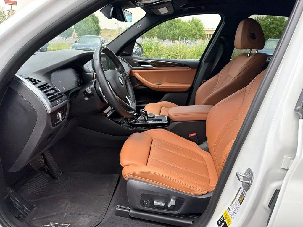 Used 2023 Alpine White BMW xDrive30i image 10