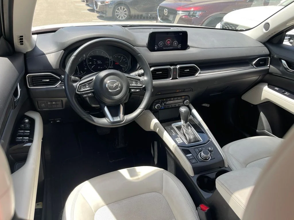 Used 2019 Snowflake White Pearl Mica Mazda Grand Touring image 16