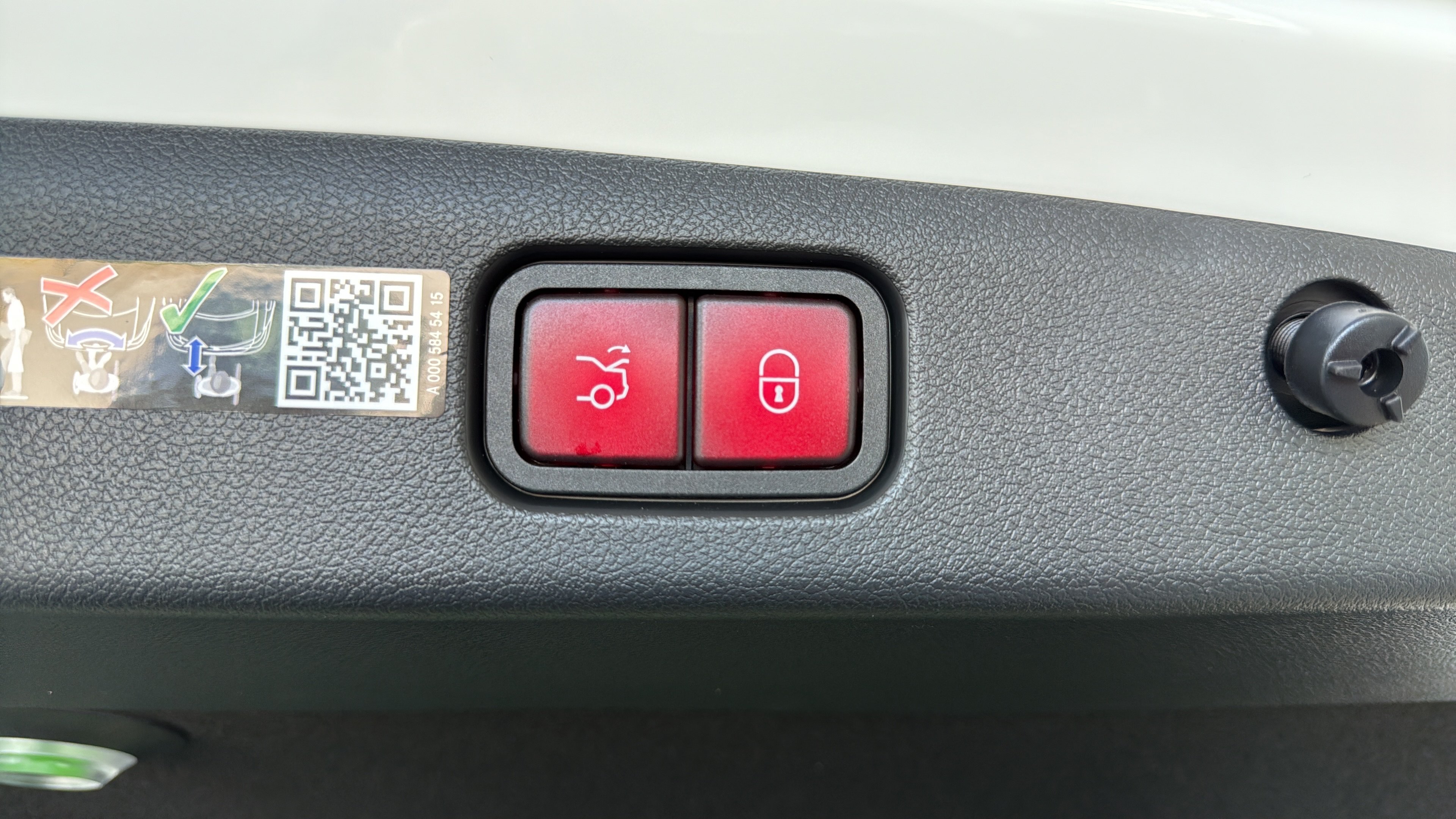 Certified Used 2026 Polar White Mercedes-Benz E 450 image 10