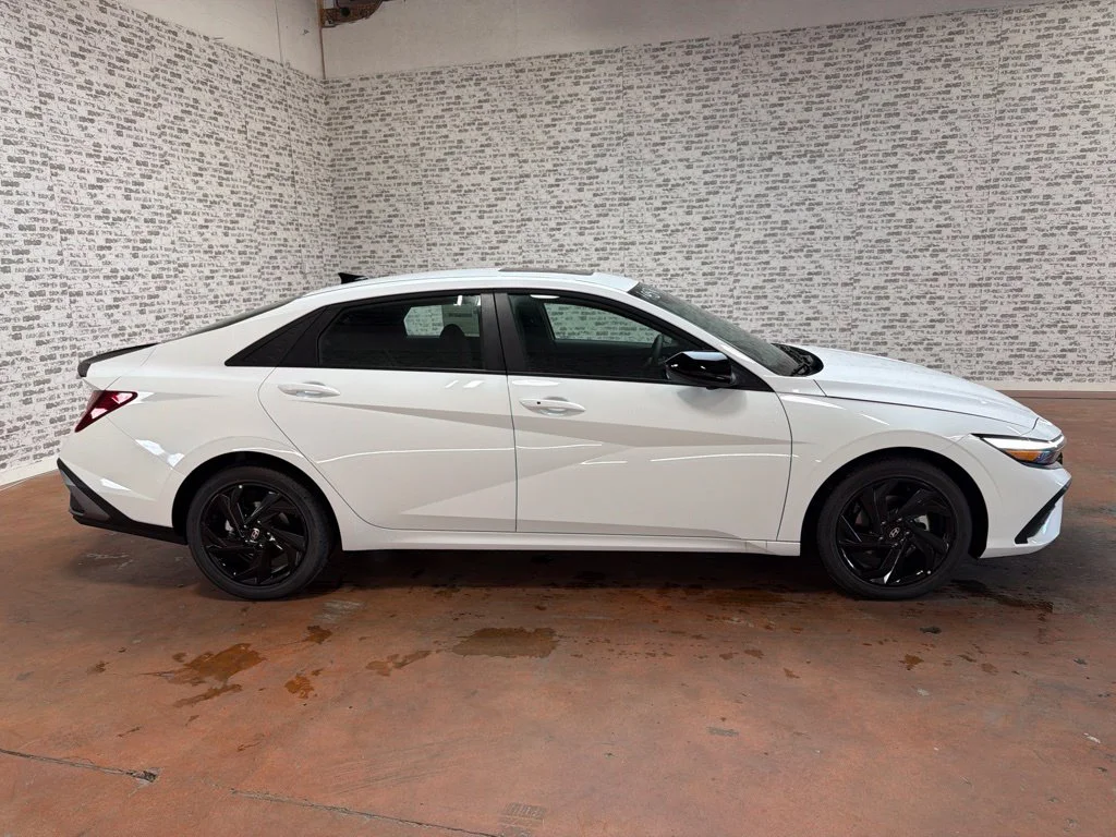 New 2026 Serenity White Hyundai SEL Sport image 8