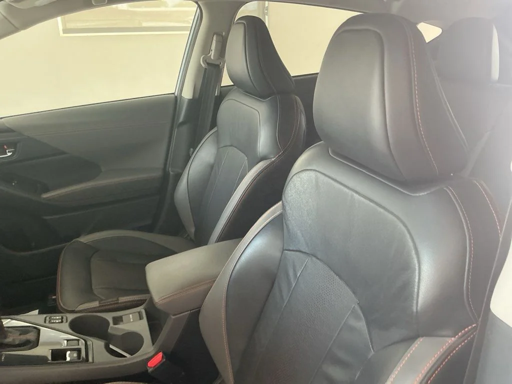 Used 2024 Ice Silver Metallic Subaru Limited image 10