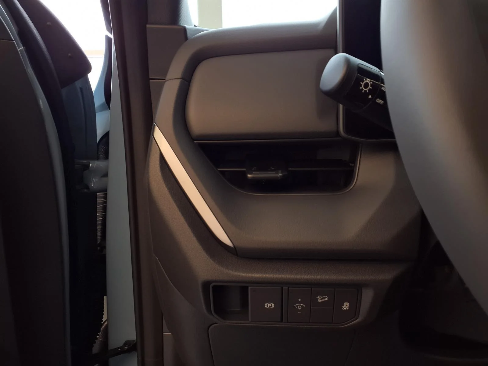 New 2027 Frost Blue Kia X-Line S image 10