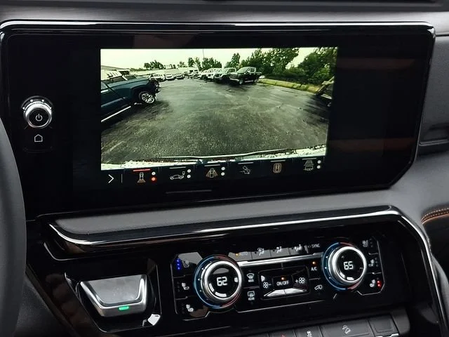 New 2026 Summit White GMC AT4 image 16