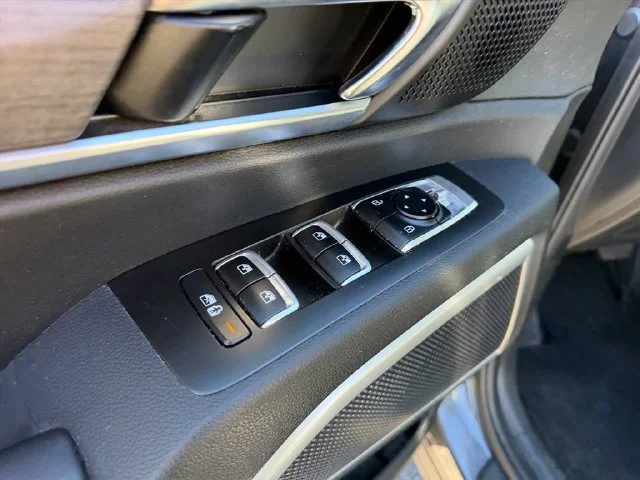Used 2021 Gray Kia EX image 18