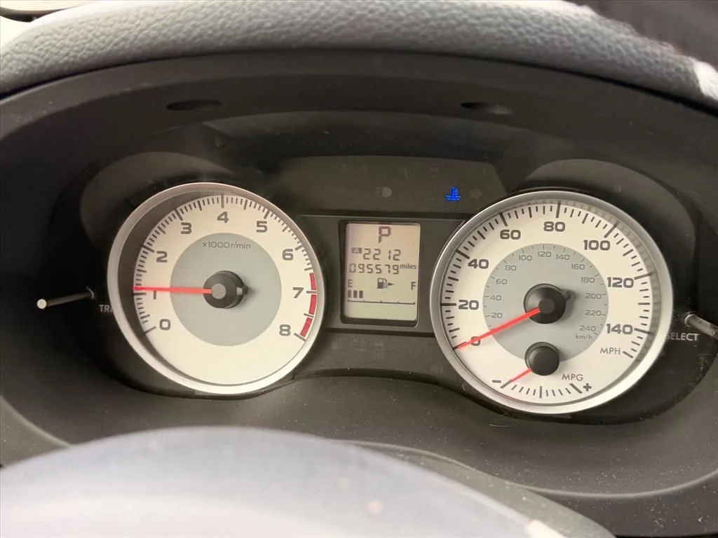 Used 2014 Red Subaru 2.0i Premium image 18