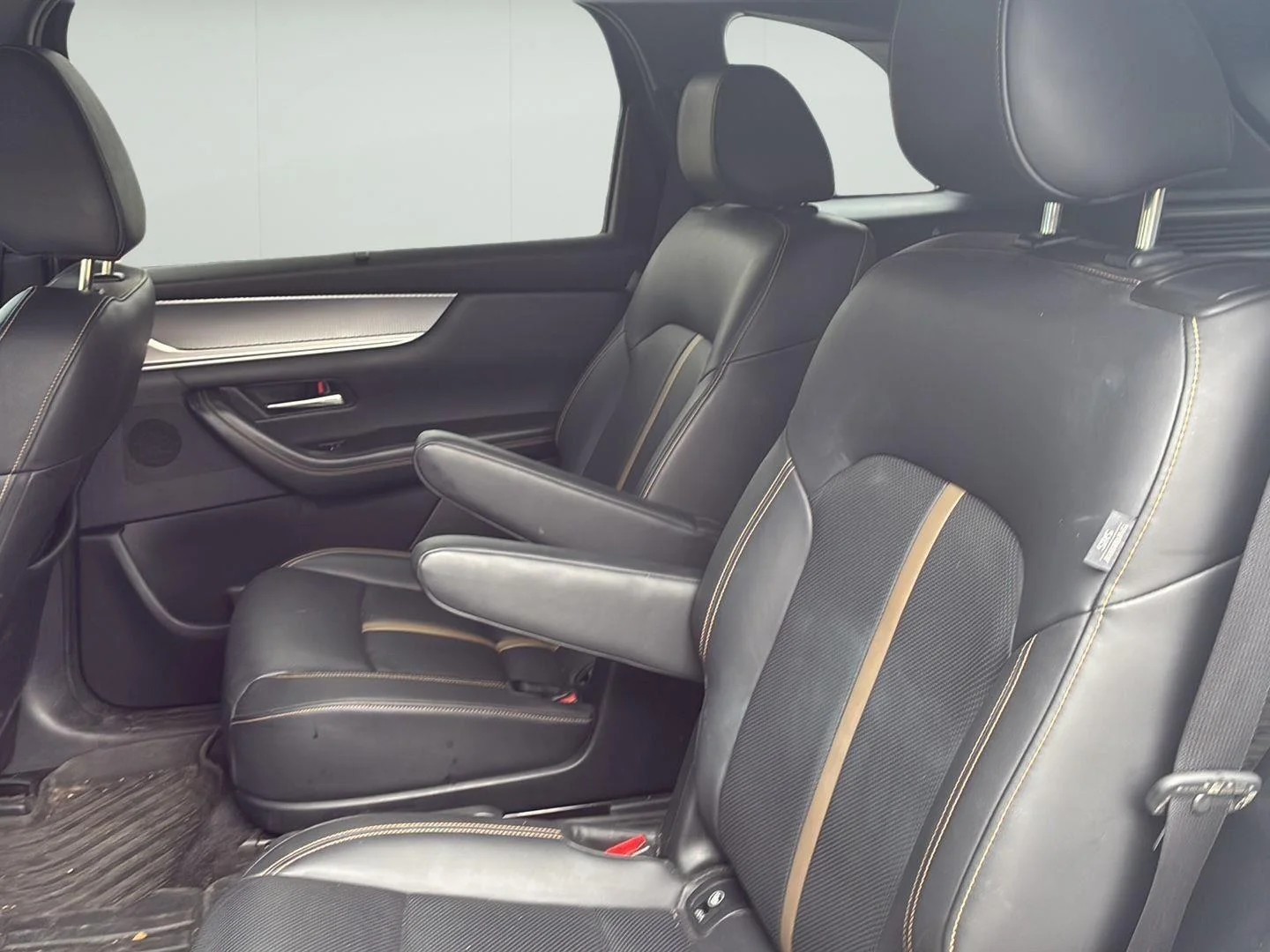 Used 2024 Rhodium White Premium Mazda Premium Plus image 6