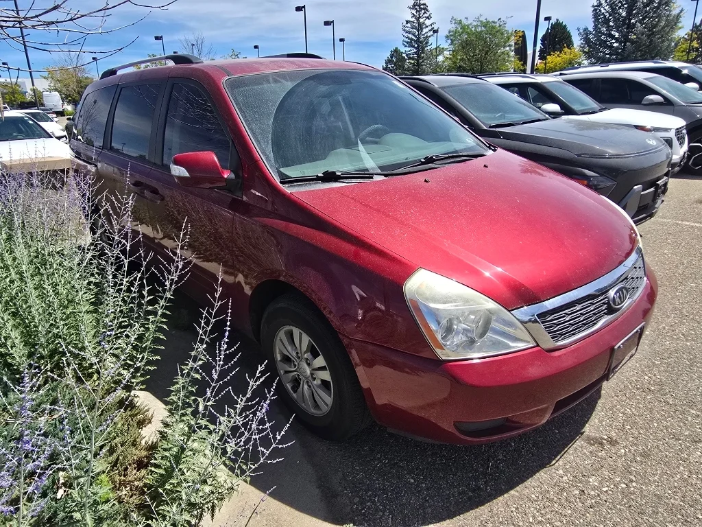 Used 2012 Claret Red Kia LX image 9