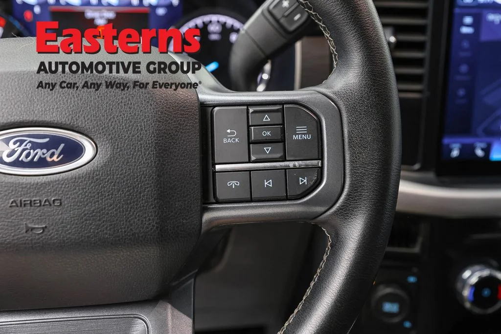 Used 2023 Black Ford XLT image 16