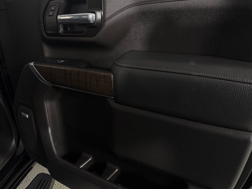 Used 2023 Black GMC Denali image 33