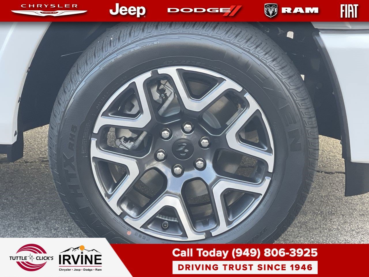 New 2026 Bright White Clear-Coat Exterior Paint RAM Laramie image 10