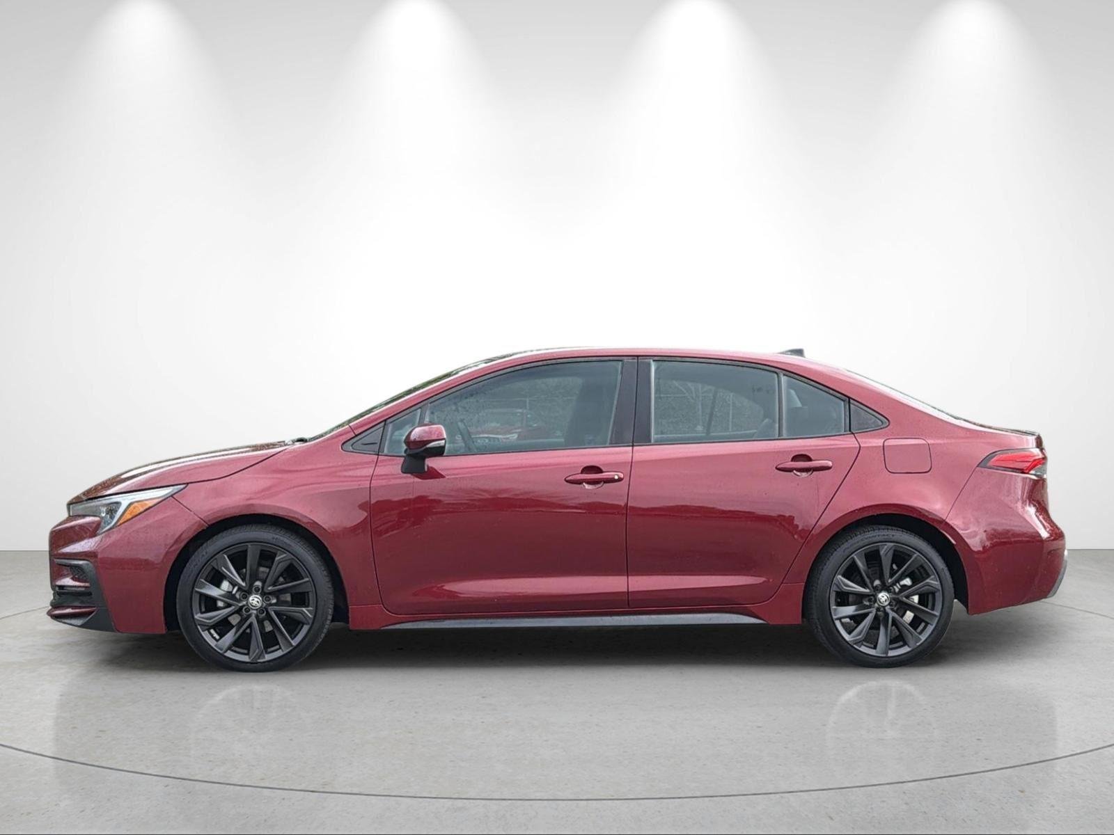 Used 2023 Ruby Flare Pearl/Midnight Black Metallic Toyota XSE image 2