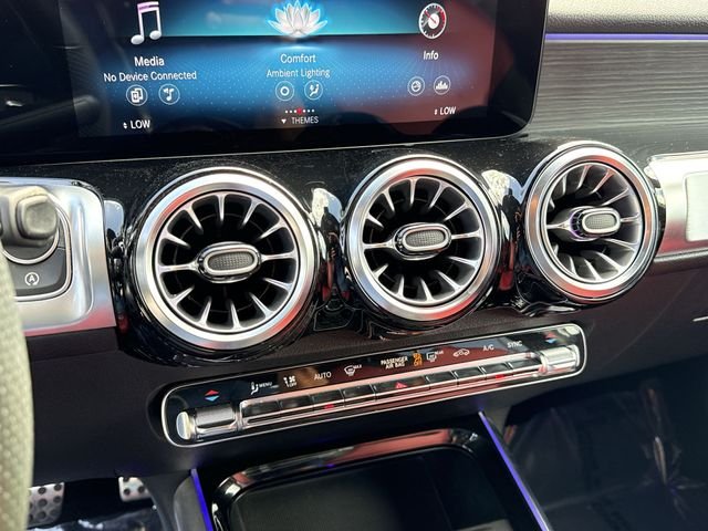 2022 Mercedes-Benz GLB Base - Photo 19