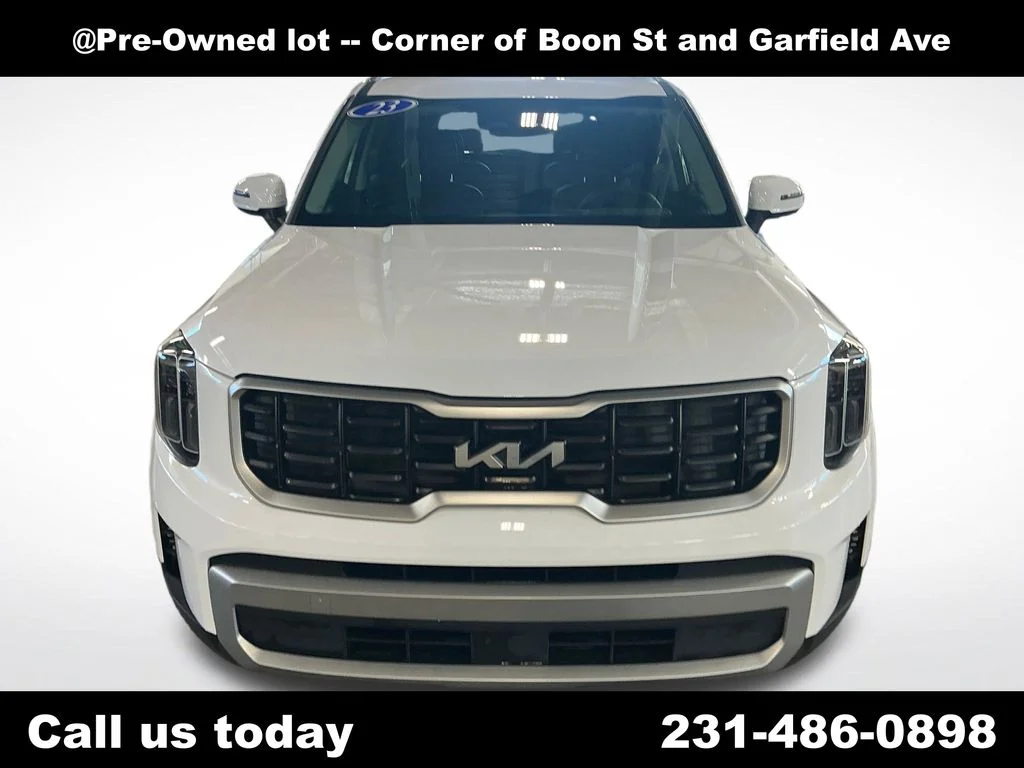 Used 2023 White Kia S image 8
