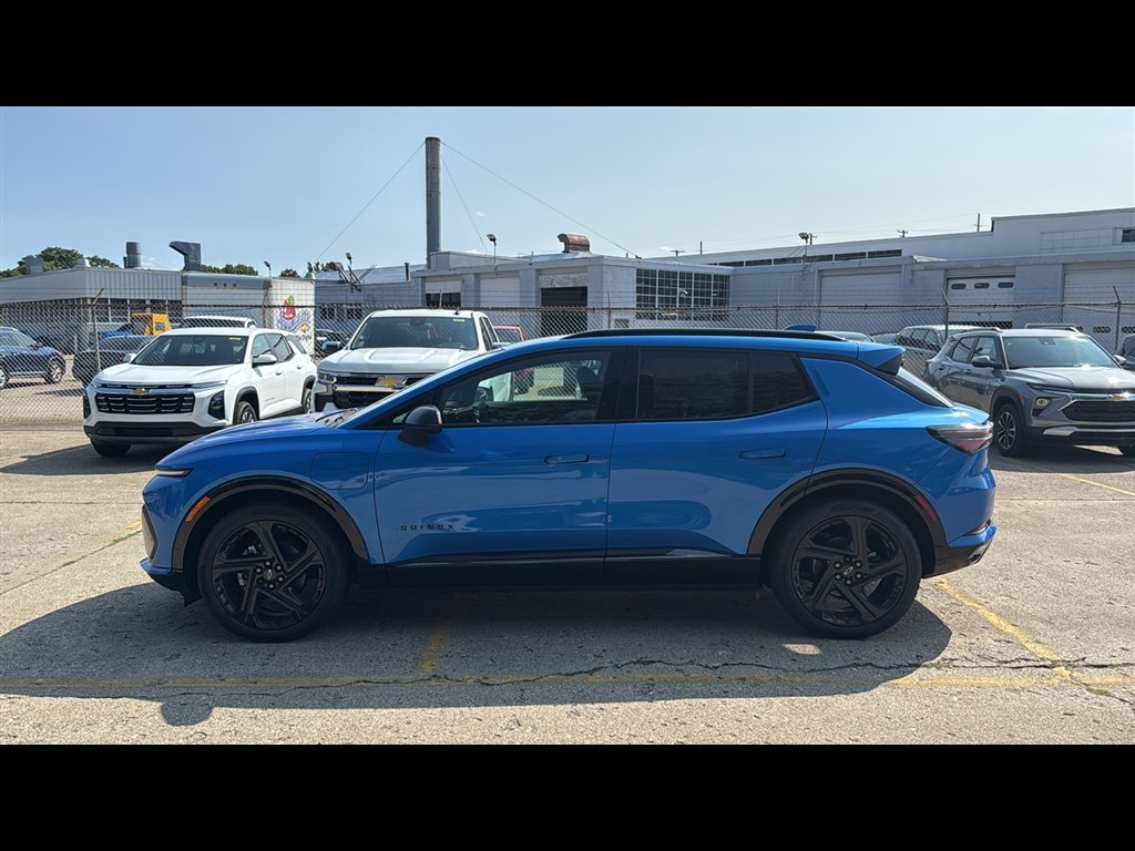 2025 Chevrolet Equinox EV RS - Photo 3
