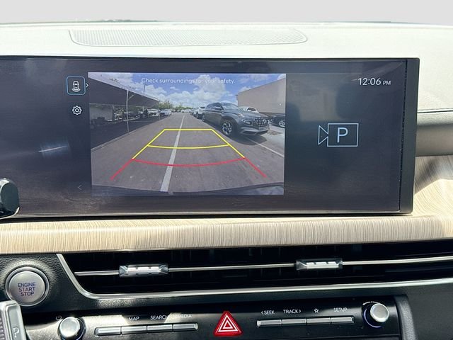 Used 2024 Black Hyundai SEL image 13