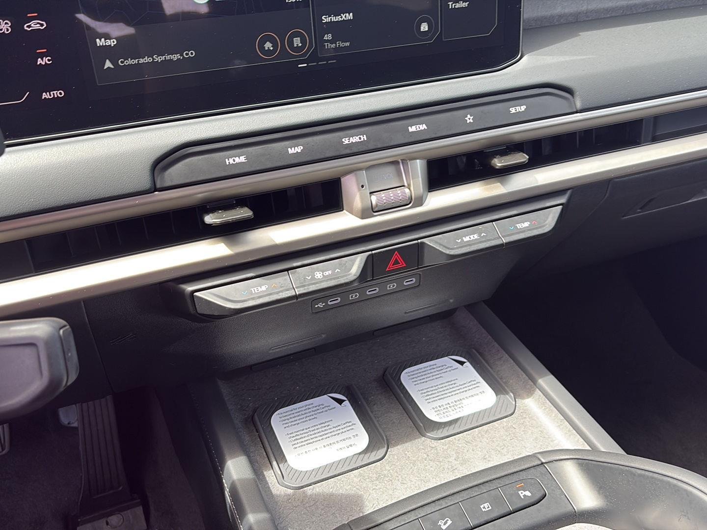 Used 2027 Ebony Black Kia S image 14