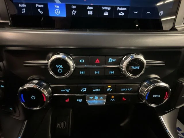 New 2026 Carbonized Gray Metallic Ford XLT image 19