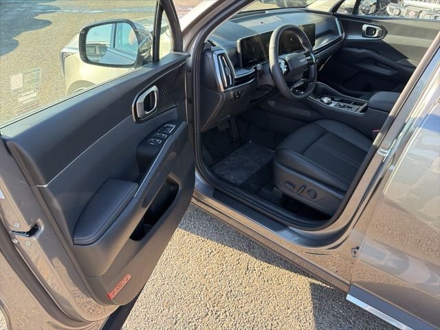New 2026 Volcanic Sand Kia EX AWD image 13