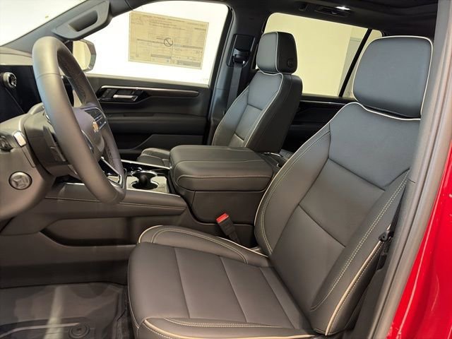 2026 Chevrolet Suburban Premier - Photo 13