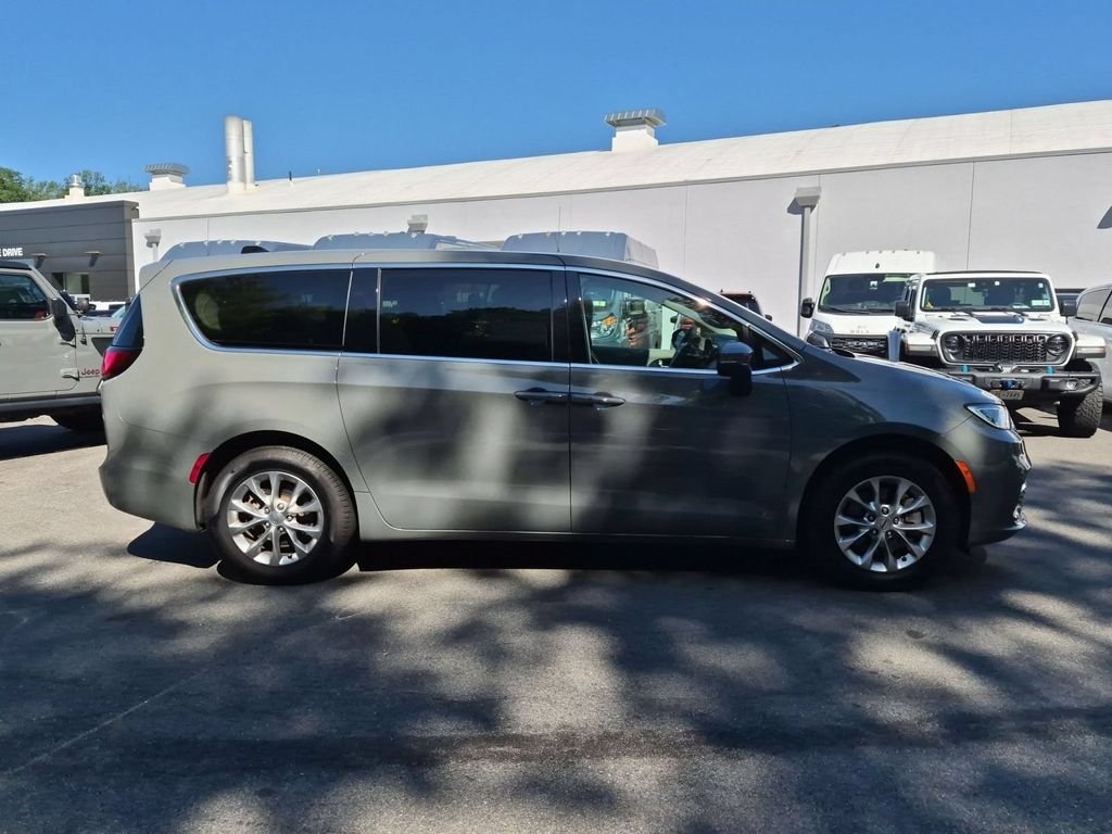 Used 2023 White Chrysler Touring L image 2
