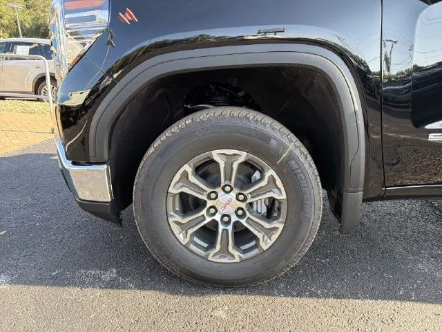 New 2026 Onyx Black GMC SLT image 34