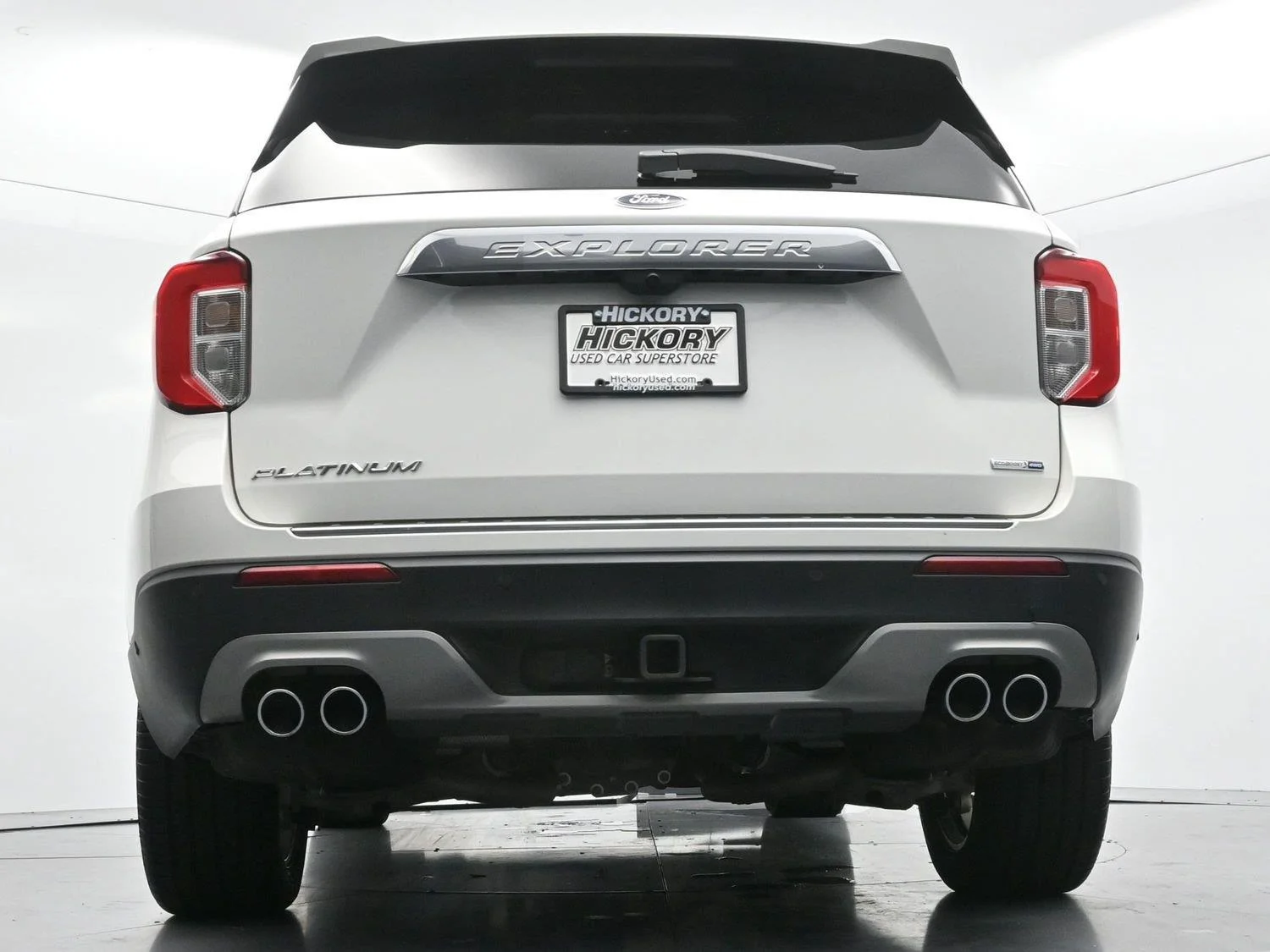 Used 2020 Star White Metallic Tri-Coat Ford Platinum image 56