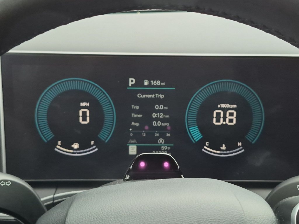Used 2024 Silver Hyundai SEL image 13