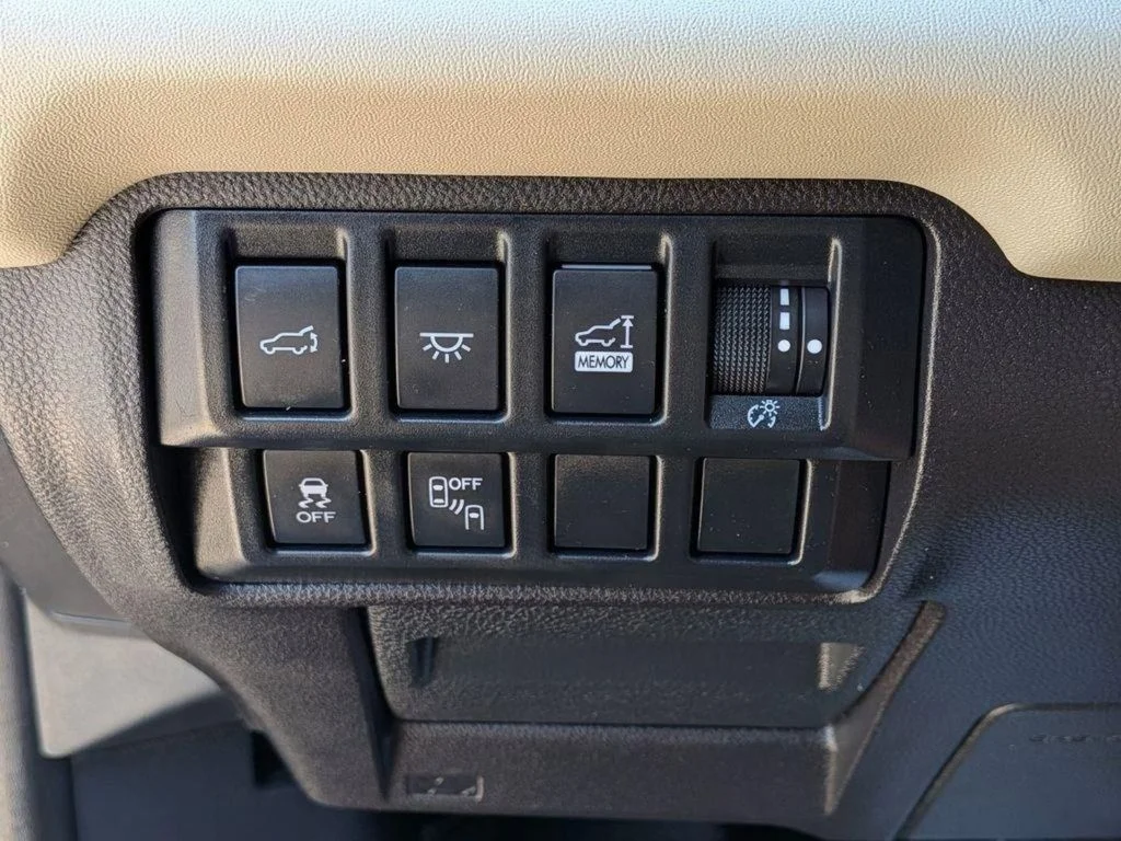 Used 2020 Blue Subaru Limited image 18