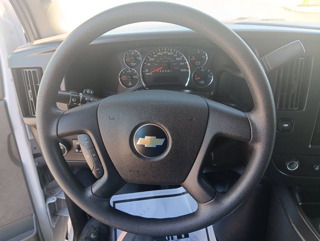 Used 2024 Summit White Chevrolet WT image 13