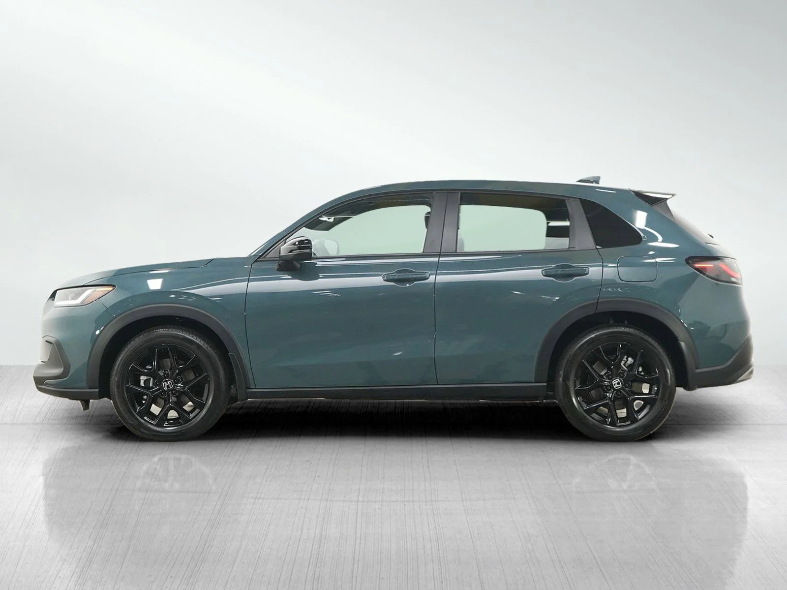 Used 2024 Green Honda SPORT image 2
