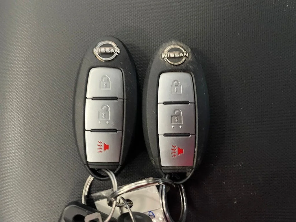 Certified Used 2024 Blue Nissan PRO-4X image 18