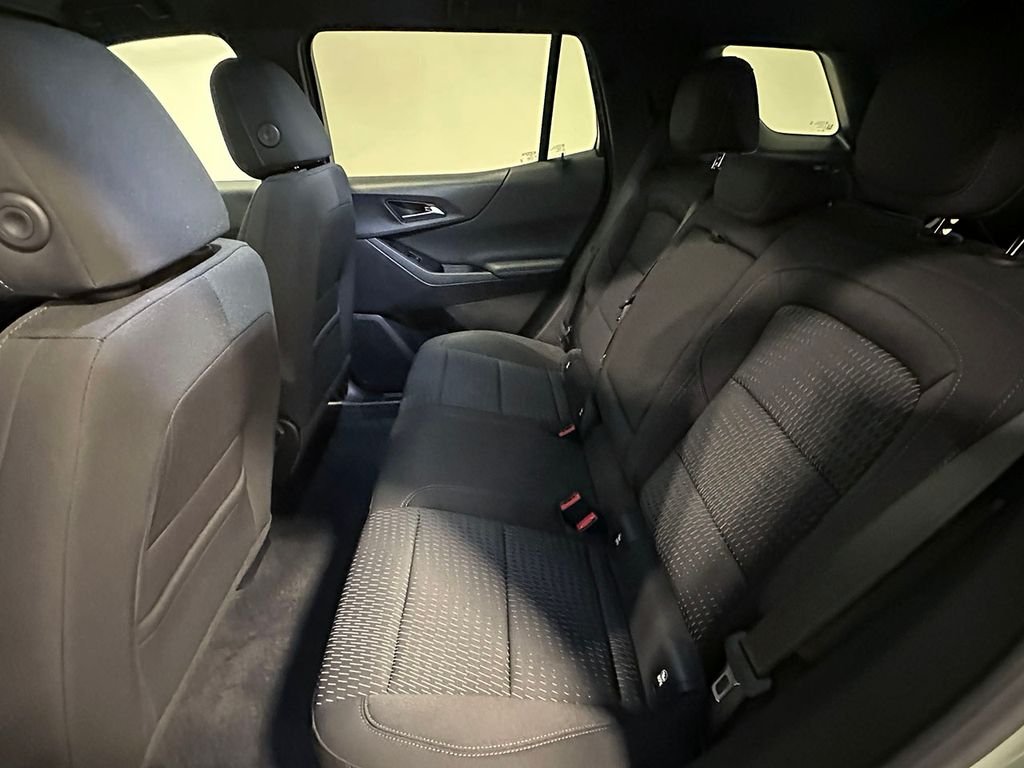 Used 2025 Green Chevrolet LT image 17