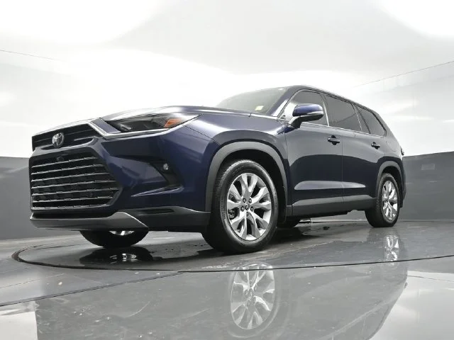 Used 2026  Toyota Limited image 55