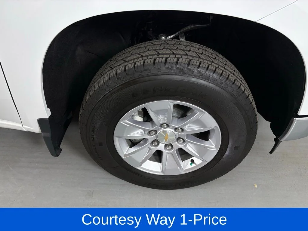 Used 2026 White Chevrolet LT image 13