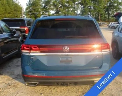 Used 2025 Mountain  Lake Blue Volkswagen 2.0T SEL image 3