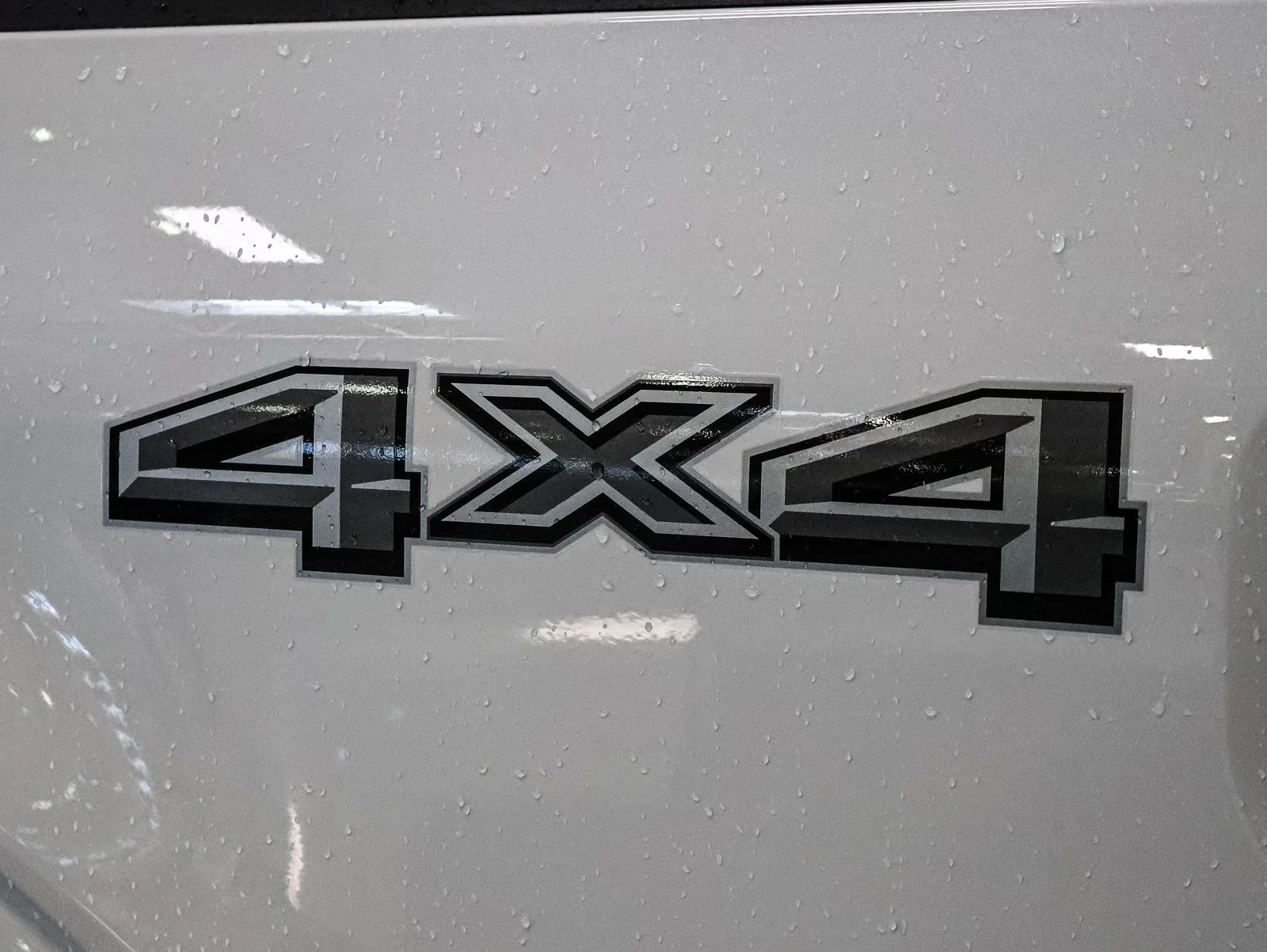 New 2026 Star White Metallic Tri-Coat Ford Lariat® image 16