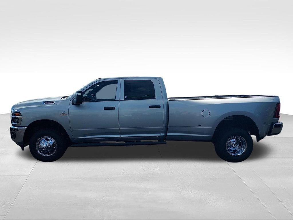 New 2027 Silver-Zynith Exterior Paint RAM Tradesman image 2