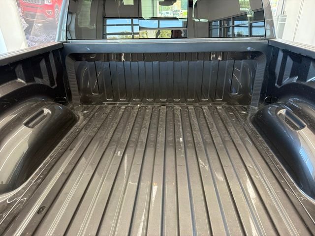 New 2027 Granite Crystal Metallic Clear-Coat Exterior Paint RAM Big Horn/Lone Star image 8