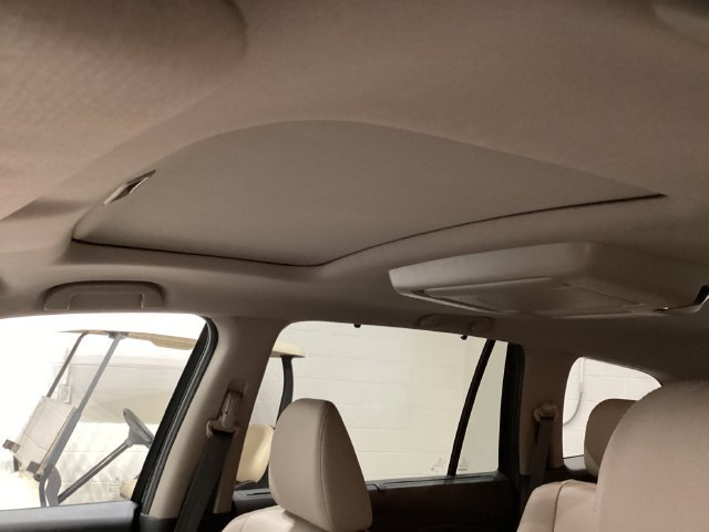 Used 2021  Honda Touring image 28