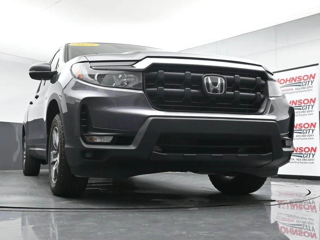 Used 2024  Honda RTL image 33